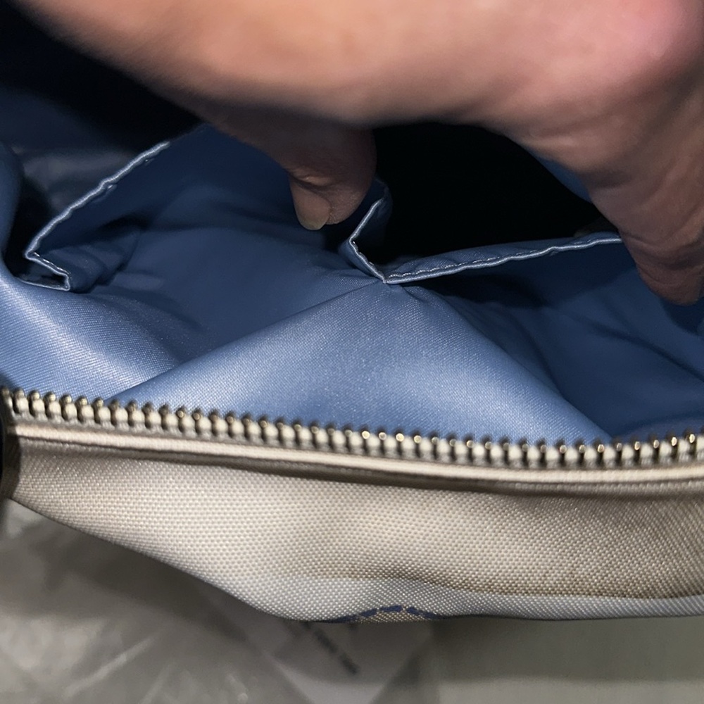 Coach Poppy white tan blue silver 2 way bag 💕 - Picture 6 of 16